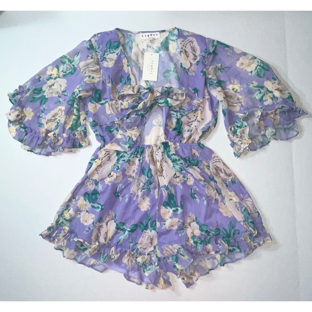 Big Hit Fashion Chiffon Romper Small Purple Floral Ruffle Tie Front V-Neck NWT